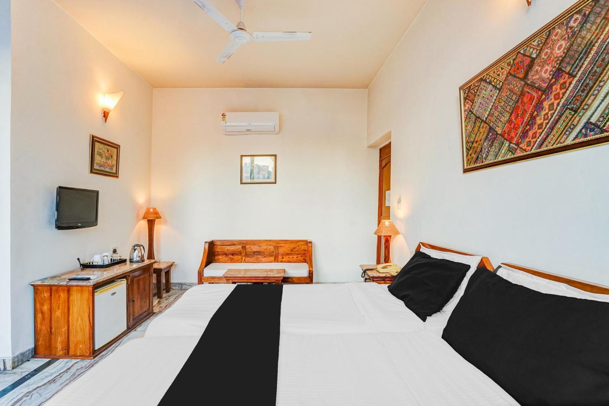 Super Hotel O Sansarchandra Road Formerly Luna Rosa Jaipur Luaran gambar