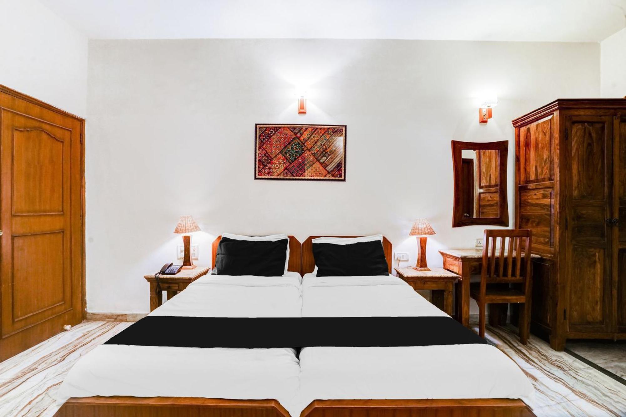 Super Hotel O Sansarchandra Road Formerly Luna Rosa Jaipur Luaran gambar